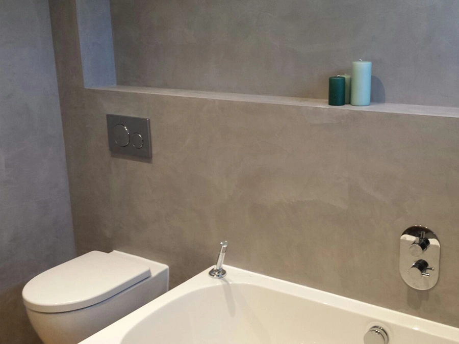 Badkamer met betonlook muur